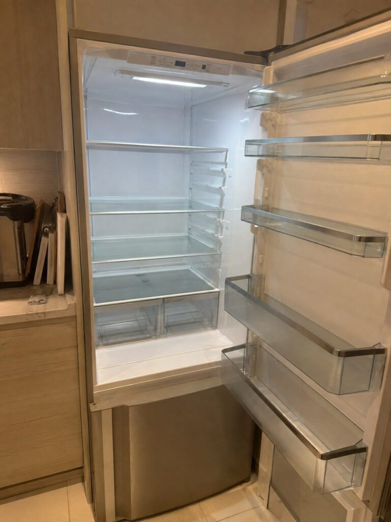 A deep cleaned fridge during the kichen cleaning service